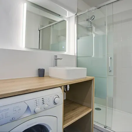 Apartment T2 Vue Moderne Et Lumineux -4melis47 *
